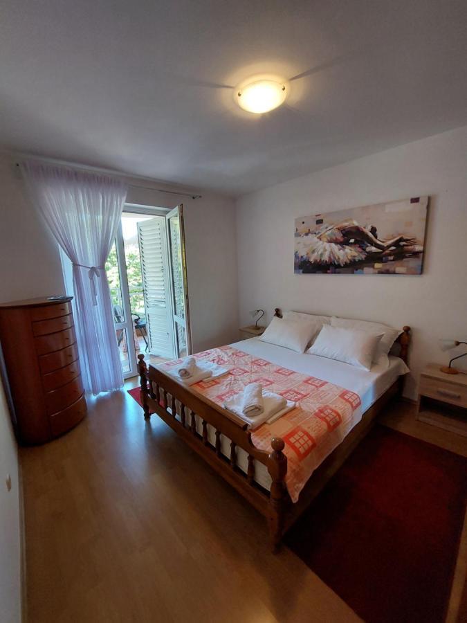Apartman Mira Makarska Exterior foto